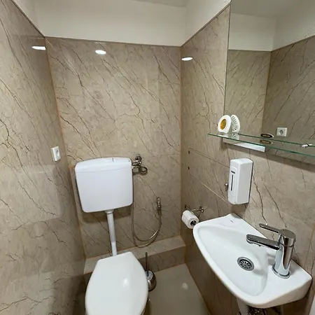 Nur Old Town - Free Parking Sarajevo