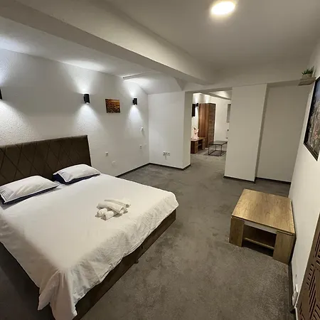 Apartmán Nur Old Town - Free Parking